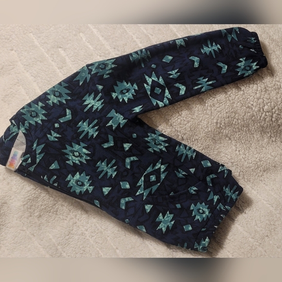 Lularoe Girls Monroe - Picture 2 of 7